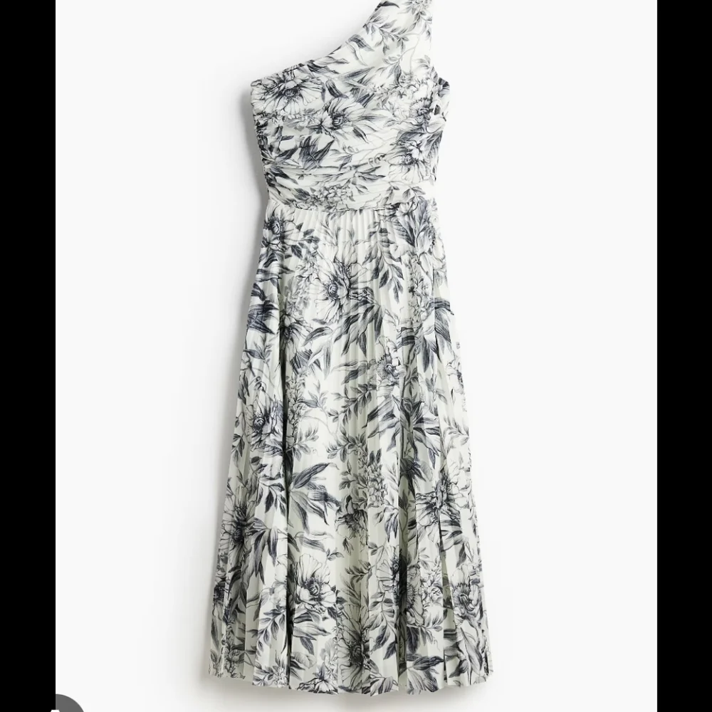 H&M One Shoulder Dress - Black and White Floral - Picture 1 of 7